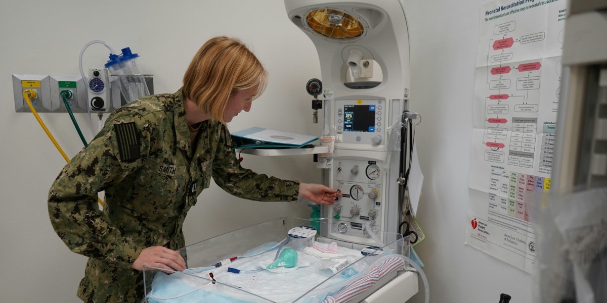 How to Choose the Best Infant Radiant Warmer for Hospitals and NICUs